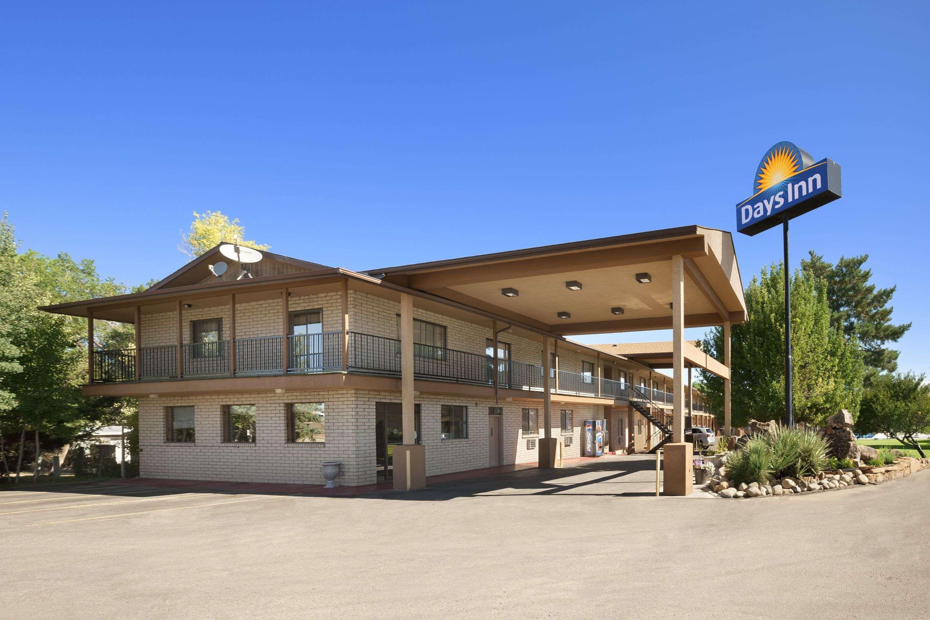 Days Inn By Wyndham קורטז מראה חיצוני תמונה